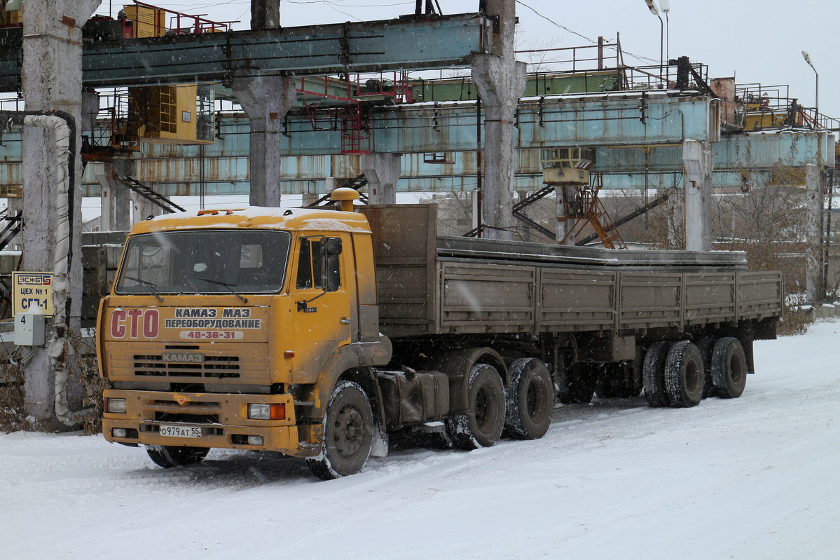 Омская область, № О 979 АТ 55 — КамАЗ-65116 [651160]