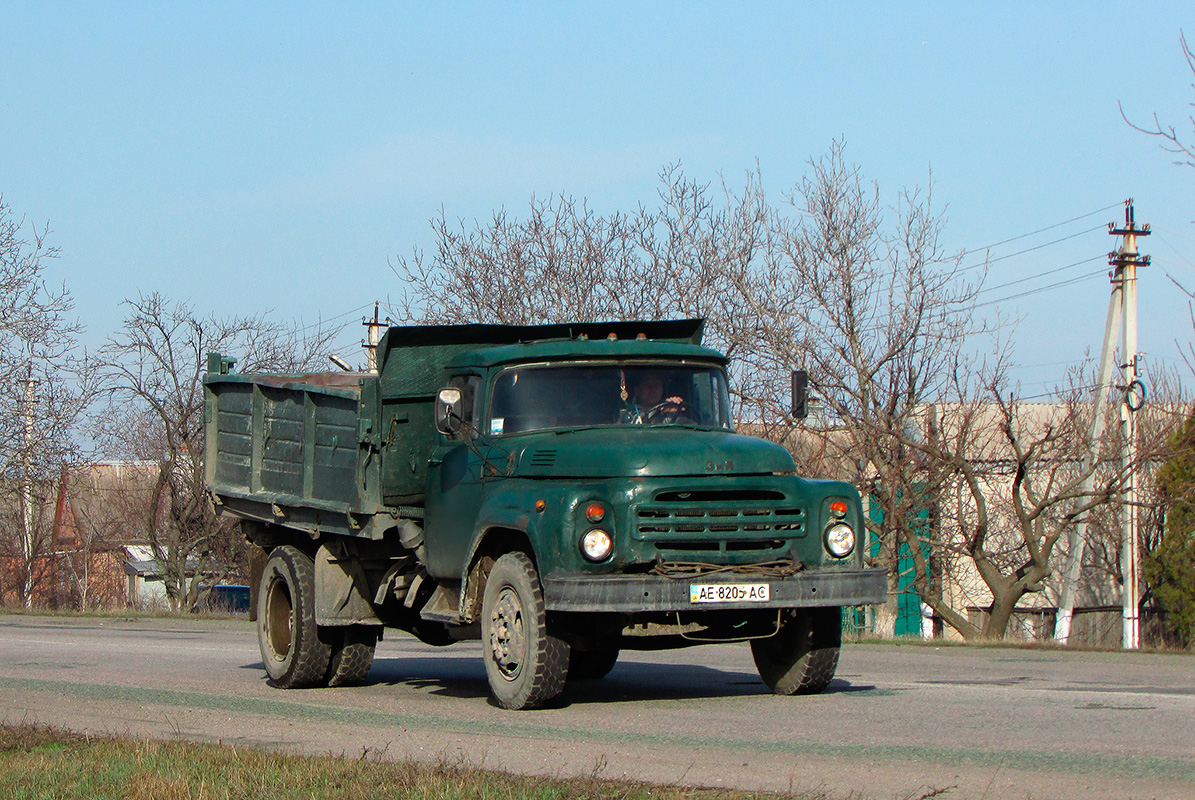 Днепропетровская область, № АЕ 8205 АС — ЗИЛ-130Б2