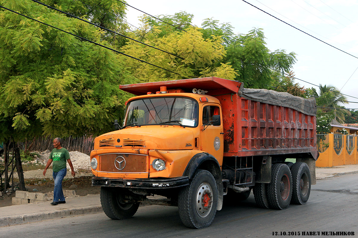 Доминиканская Республика, № (DO) U/N 0020 — Mercedes-Benz L-Series