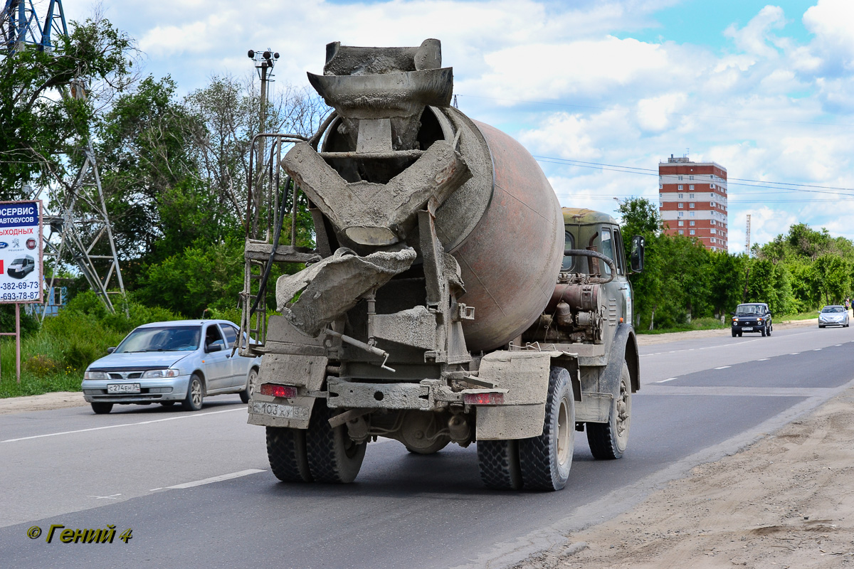 Волгоградская область, № С 103 ХУ 34 — МАЗ-5334