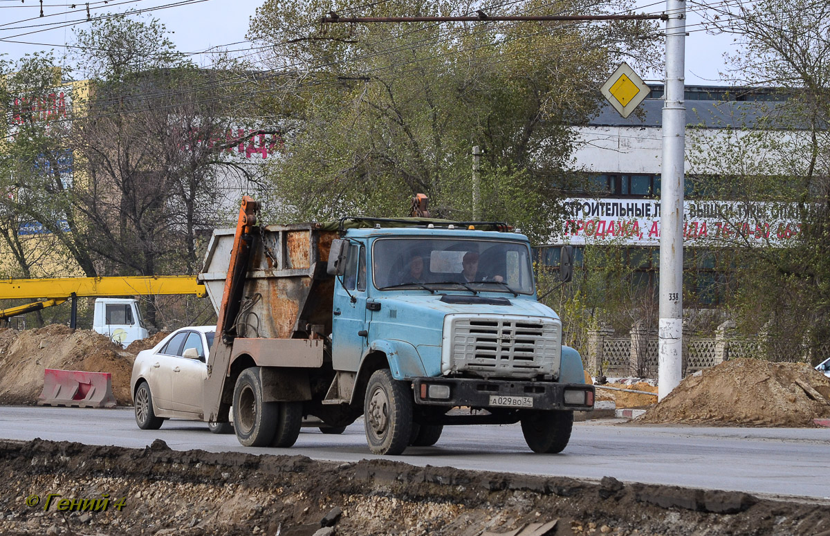 Волгоградская область, № А 029 ВО 34 — ЗИЛ-433362