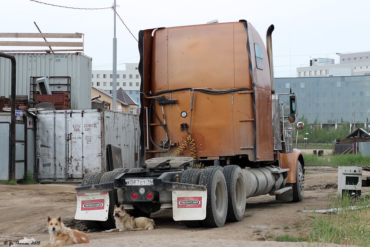 Саха (Якутия), № Х 087 ЕТ 14 — Freightliner FLD 132 Classic XL