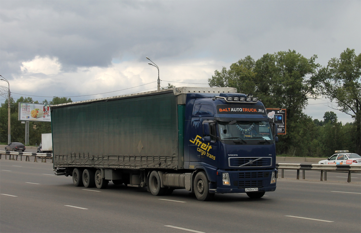 Красноярский край, № Х 960 КК 124 — Volvo ('2002) FH12.440