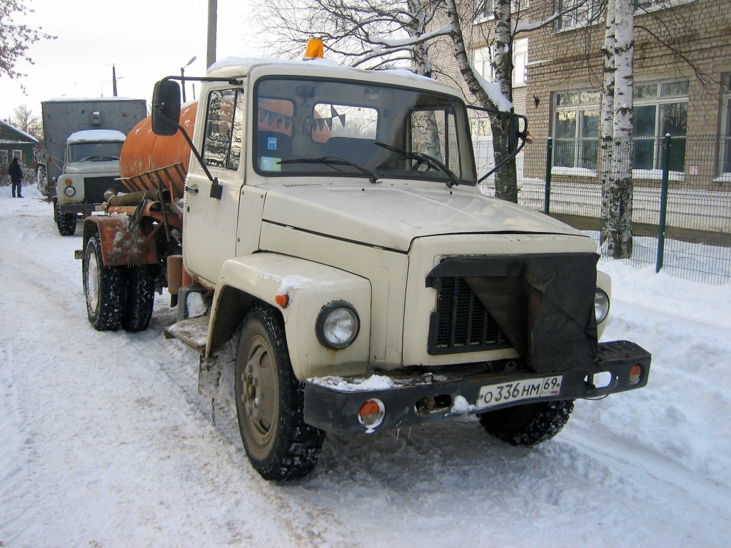 Тверская область, № О 336 НМ 69 — ГАЗ-3307