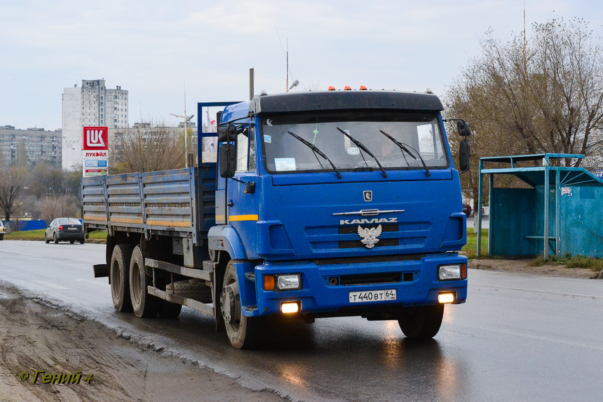 Саратовская область, № Т 440 ВТ 64 — КамАЗ-65117 (общая модель)