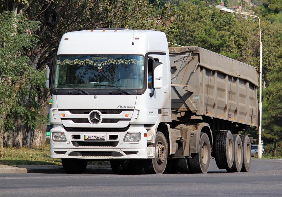 Одесская область, № ВН 1406 ЕС — Mercedes-Benz Actros ('2009)