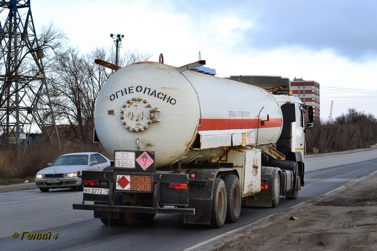 Волгоградская область, № В 386 ОН 134 — МАЗ-5440B5