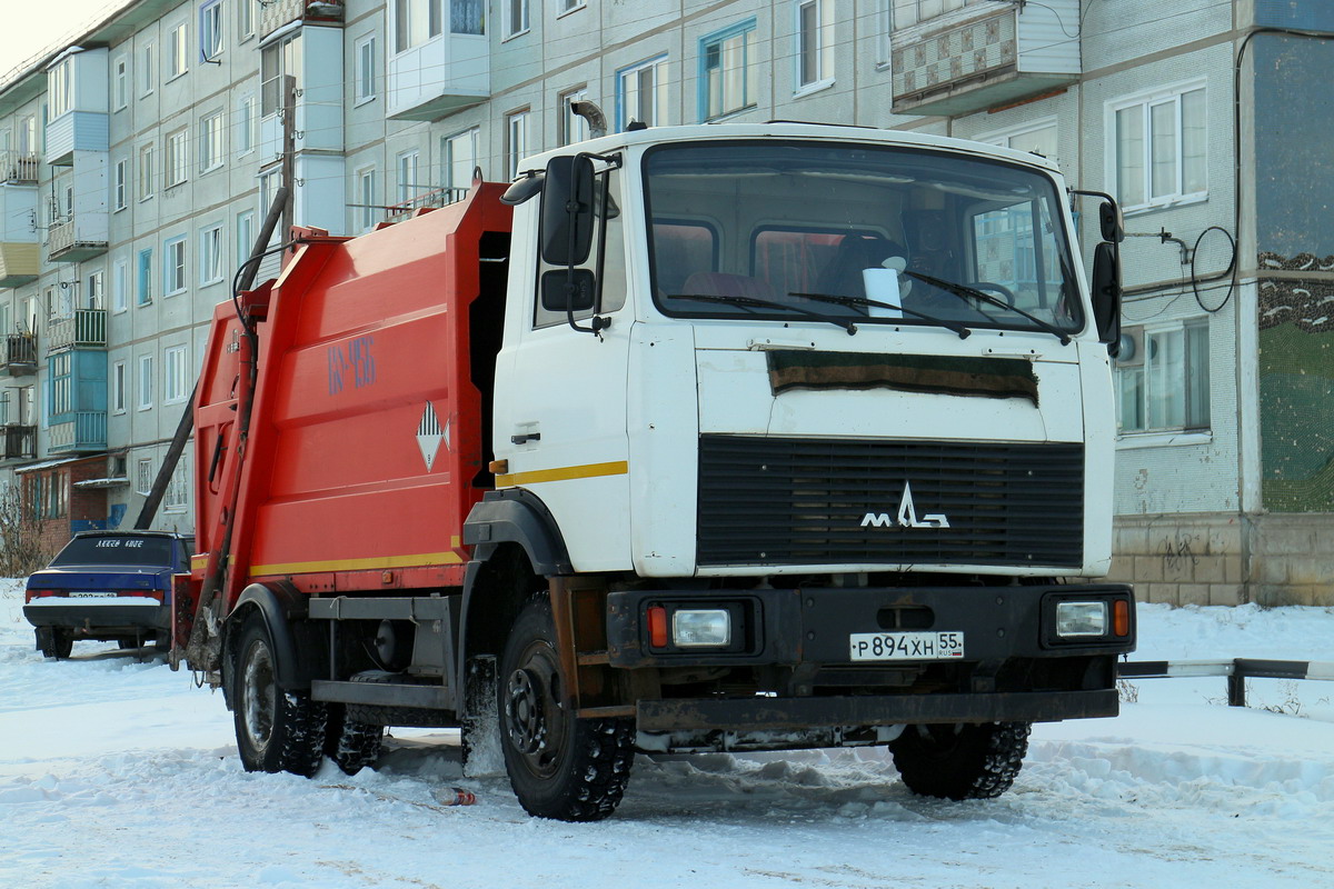 Омская область, № Р 894 ХН 55 — МАЗ-438043