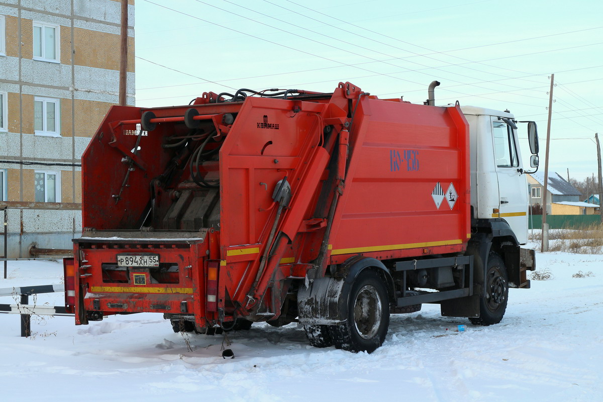 Омская область, № Р 894 ХН 55 — МАЗ-438043