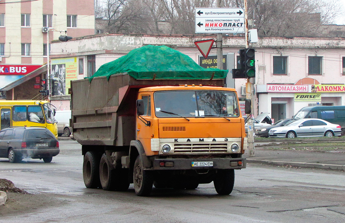 Днепропетровская область, № АЕ 2224 ЕН — КамАЗ-5511