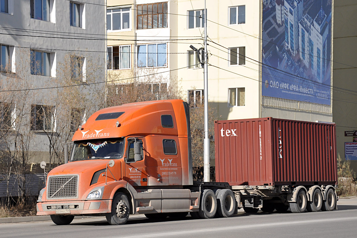 Новосибирская область, № Е 036 ОС 154 — Volvo VNL780