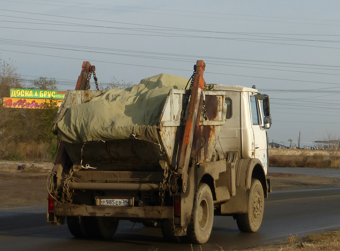 Волгоградская область, № Р 985 ЕВ 34 — МАЗ-5551A2