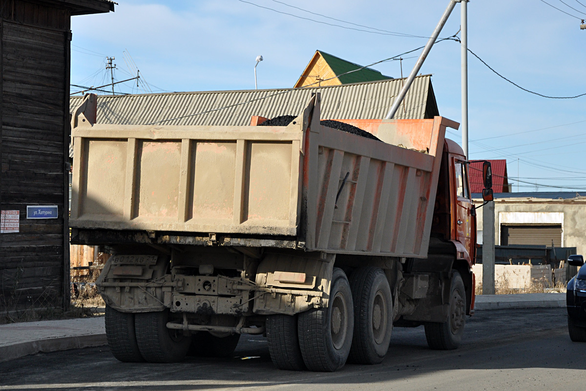 Чувашия, № В 012 КВ 21 — КамАЗ-6520-06 [65200F]