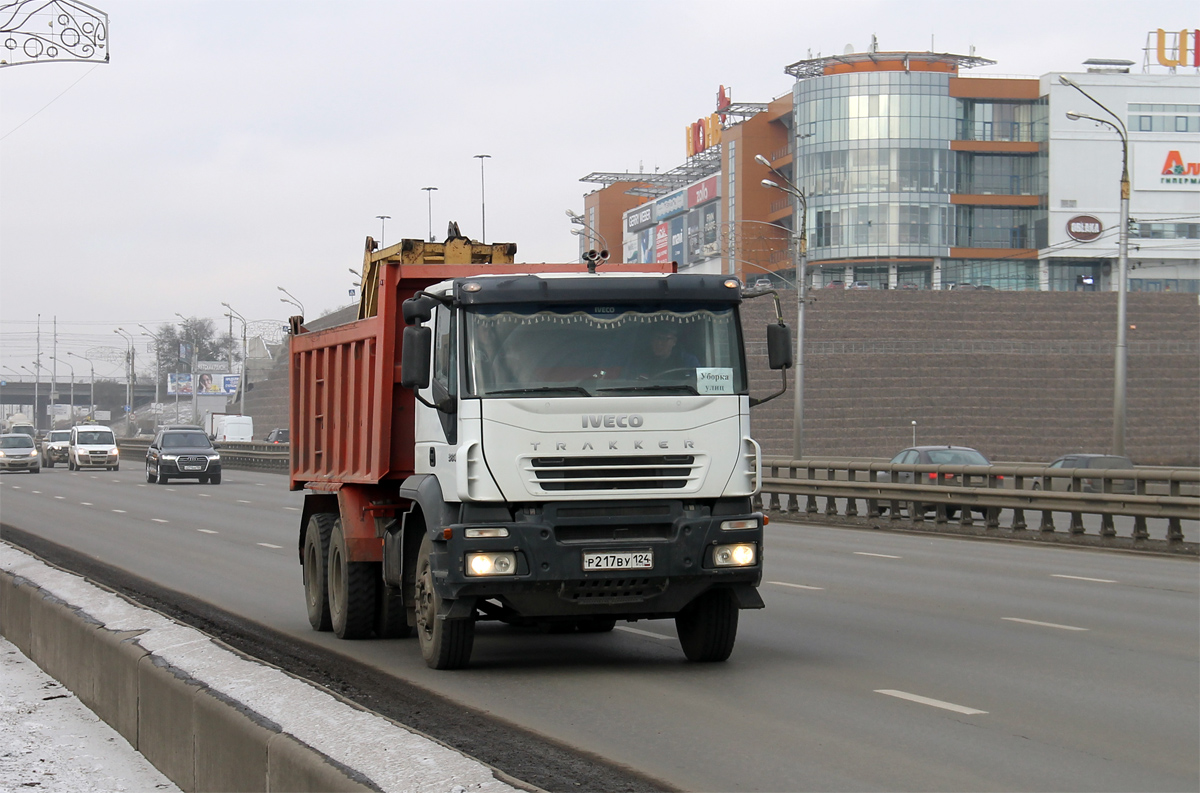 Красноярский край, № Р 217 ВУ 124 — IVECO Trakker ('2004)