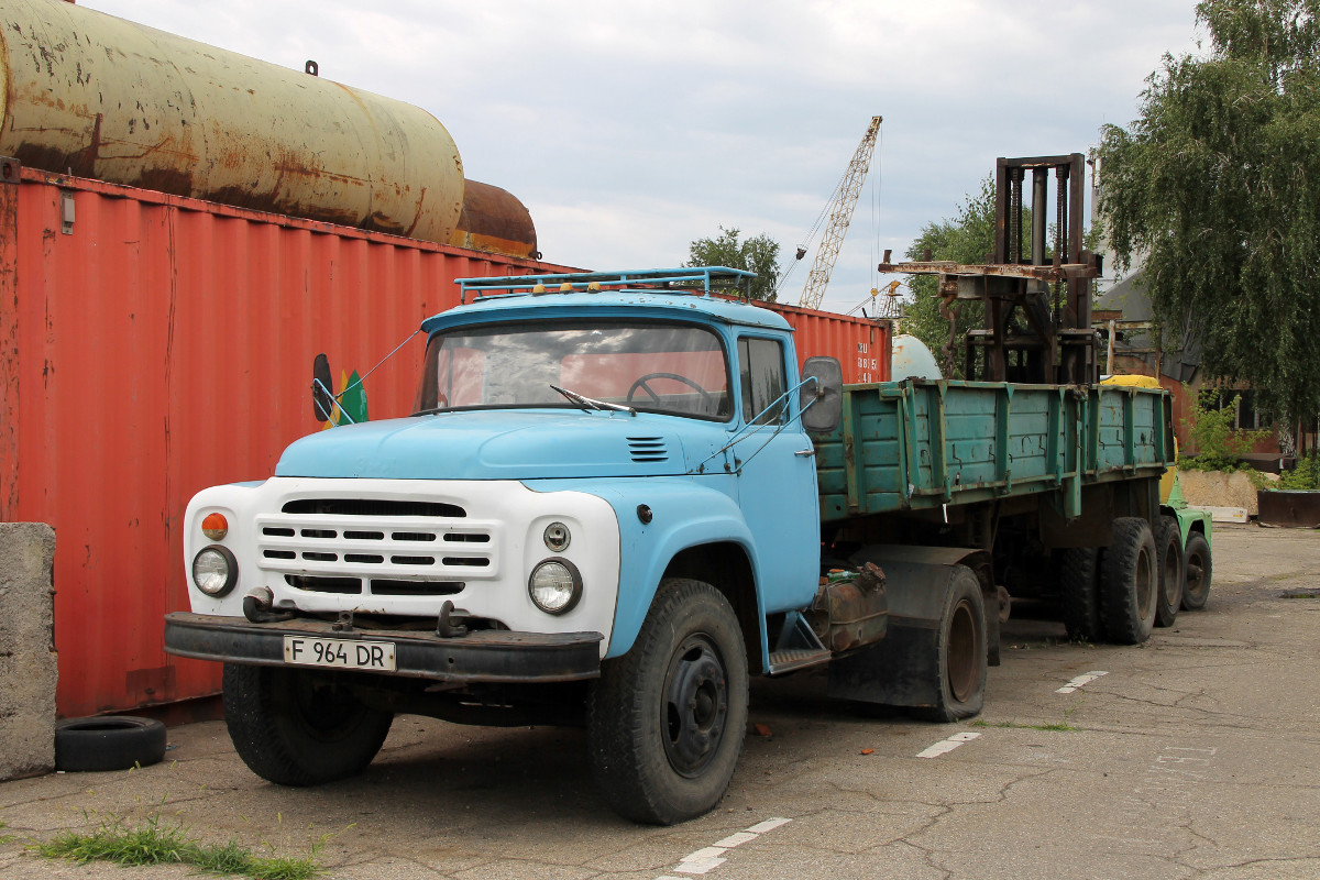 Восточно-Казахстанская область, № F 964 DR — ЗИЛ-441510