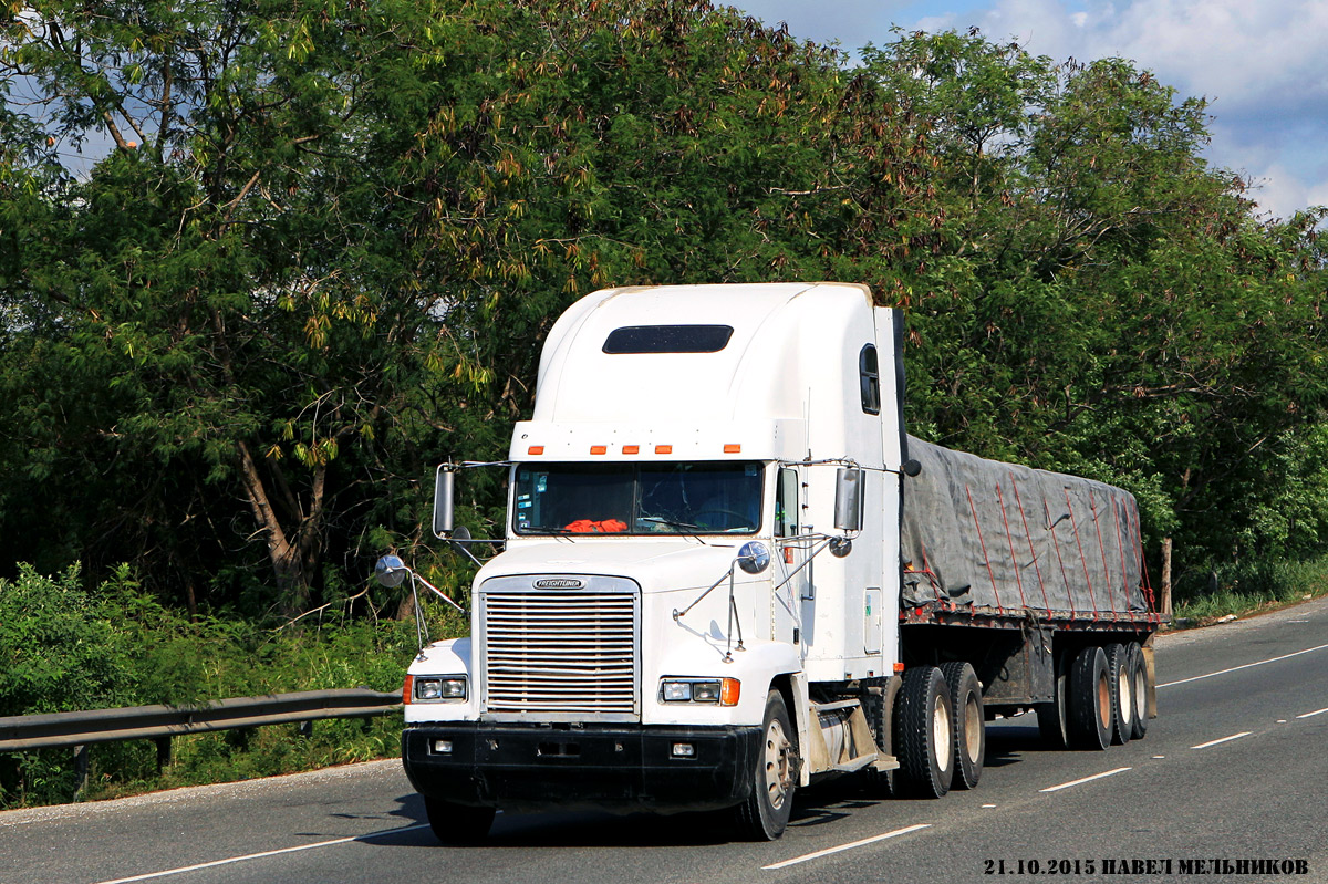 Доминиканская Республика, № (DO) U/N 0026 — Freightliner FLD 120