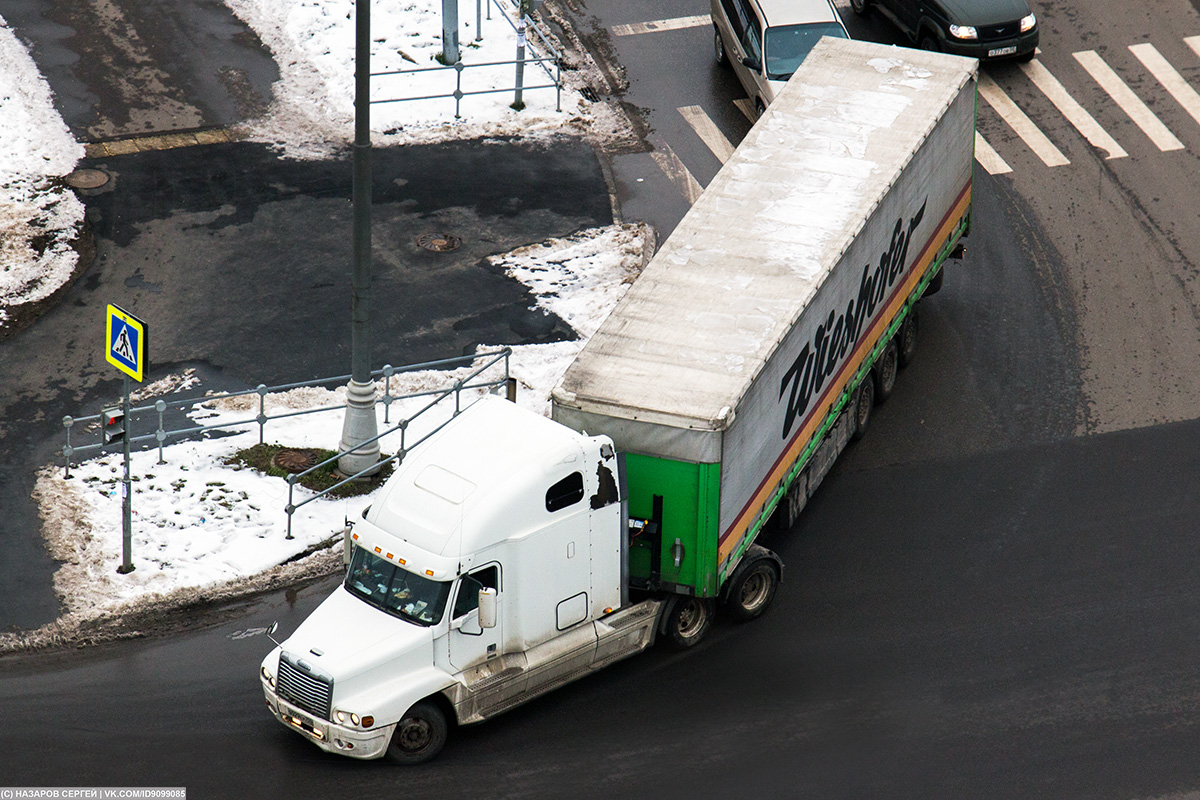 Московская область, № В 029 ЕР 750 — Freightliner Century Class