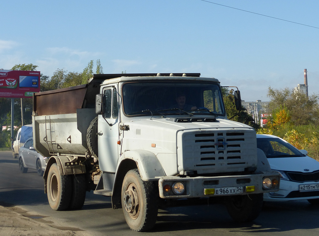 Волгоградская область, № Е 966 ХХ 34 — ЗИЛ-494560