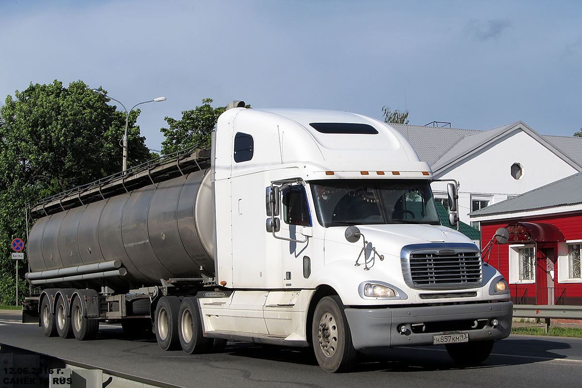 Краснодарский край, № Н 857 КМ 93 — Freightliner Columbia