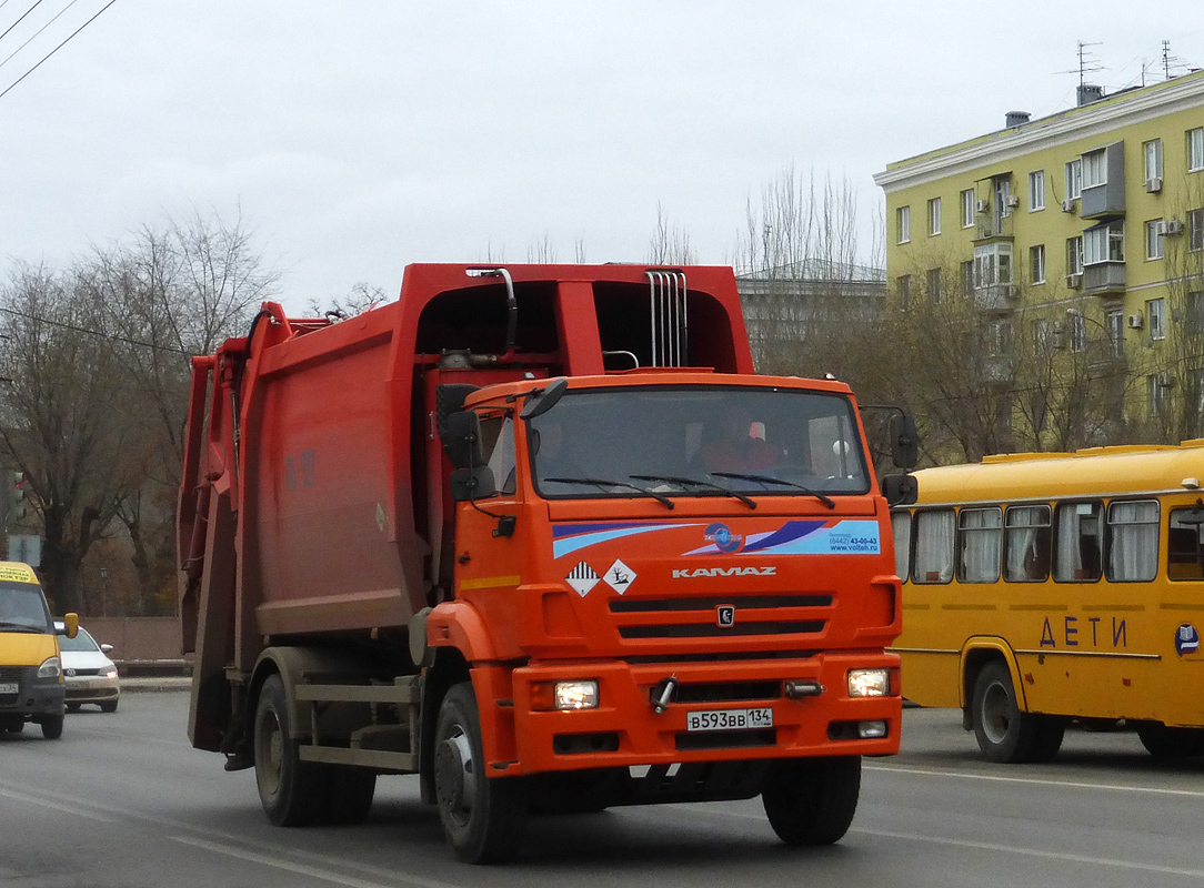 Волгоградская область, № В 593 ВВ 134 — КамАЗ-53605-L4