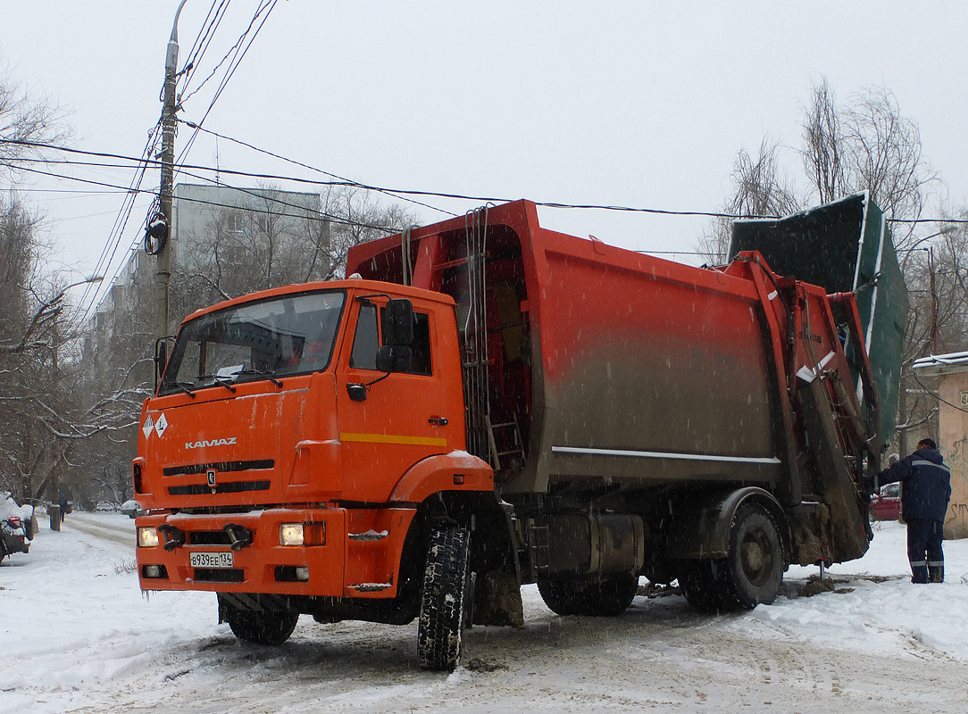 Волгоградская область, № В 939 ЕЕ 134 — КамАЗ-53605-L4