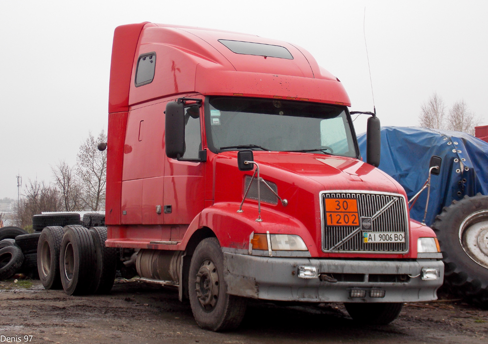 Киевская область, № АІ 9006 ВО — Volvo VNL660