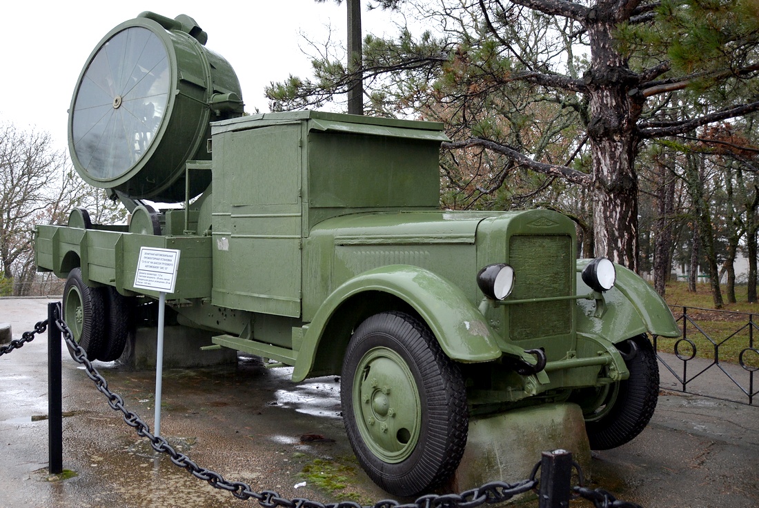 Севастополь, № (92) Б/Н 0004 — ЗИС-12; Севастополь — Автомобили на постаментах; Техника на постаментах, памятники (Севастополь)