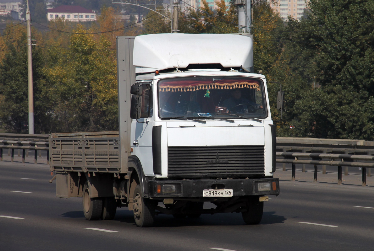 Красноярский край, № С 819 КН 124 — МАЗ-437041 "Зубрёнок"