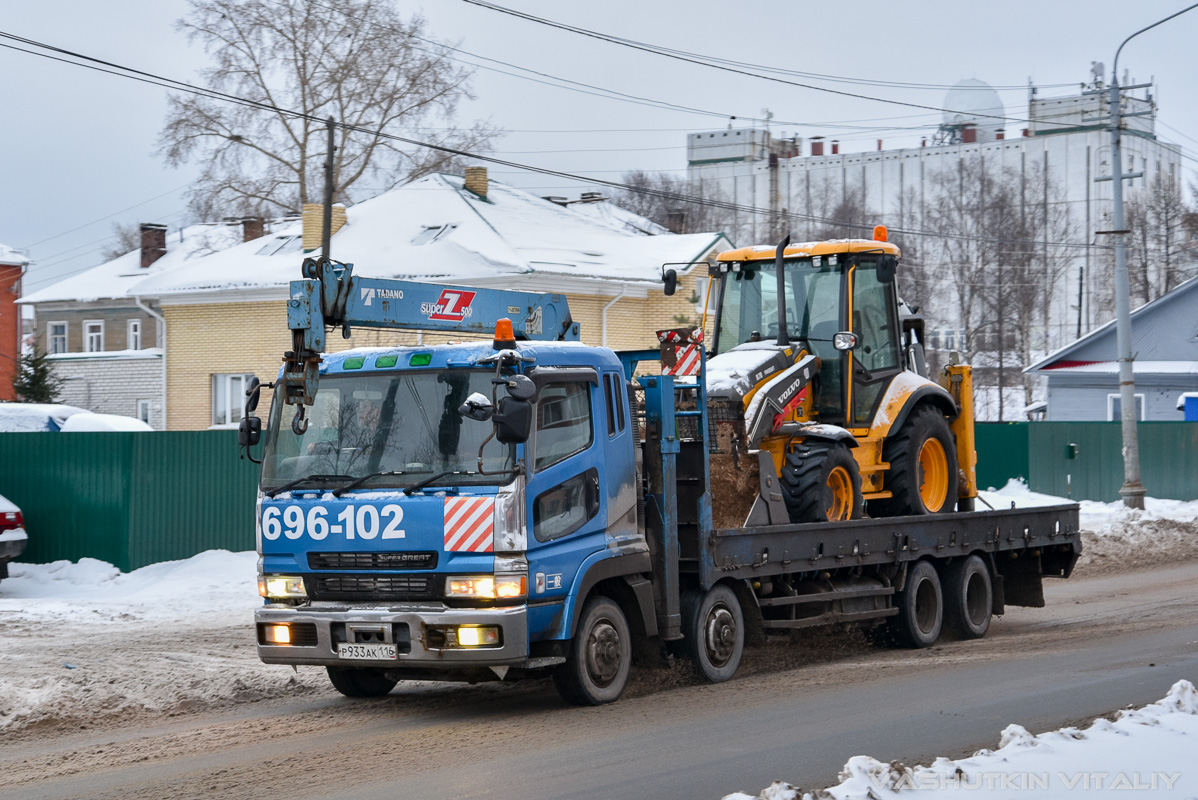 Архангельская область, № Р 933 АК 116 — Mitsubishi Fuso Super Great