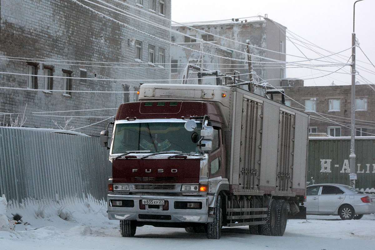 Хабаровский край, № В 835 ХУ 27 — Mitsubishi Fuso (общая модель)