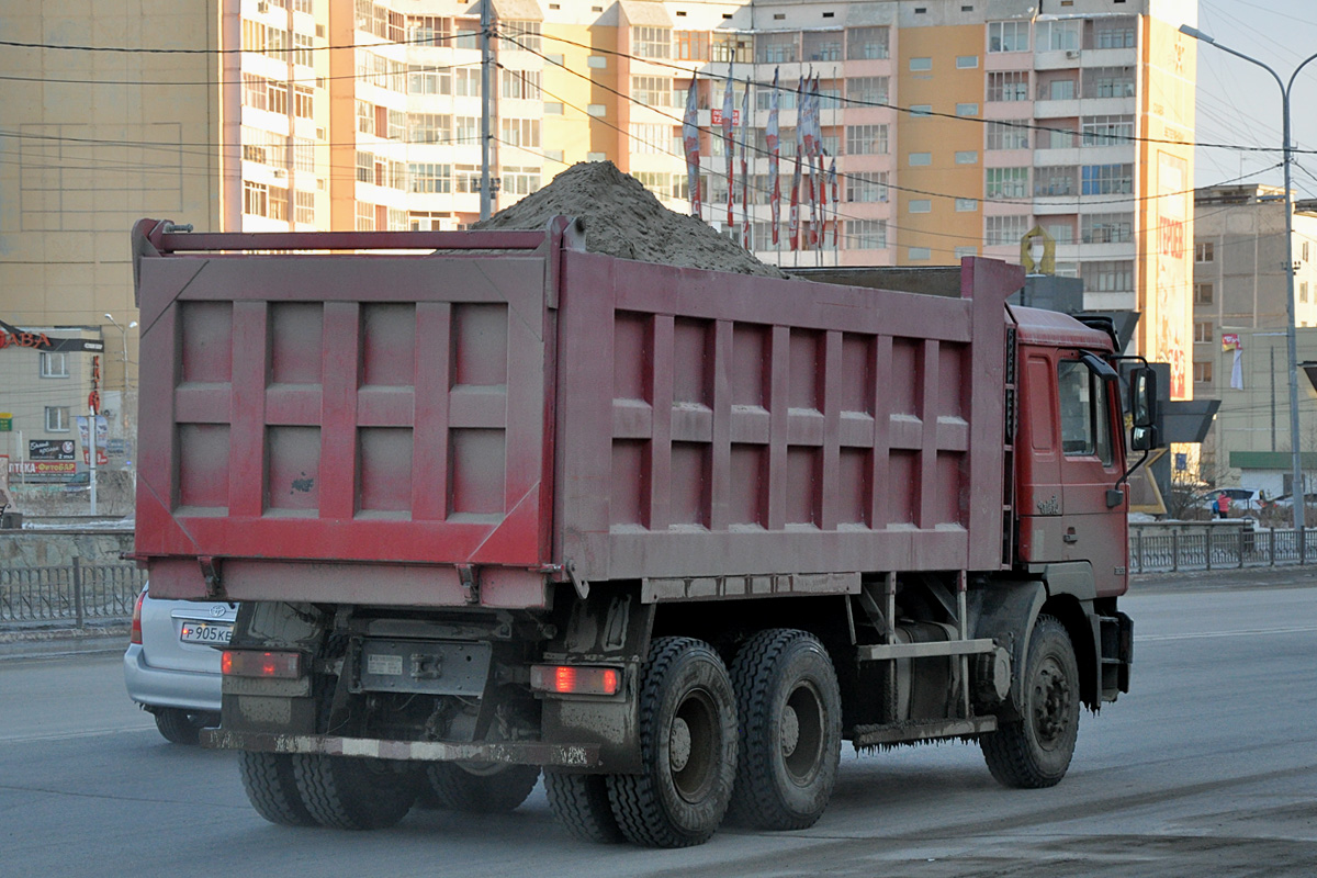 Саха (Якутия), № М 606 ЕУ 14 — Shaanxi Shacman F2000 SX325x