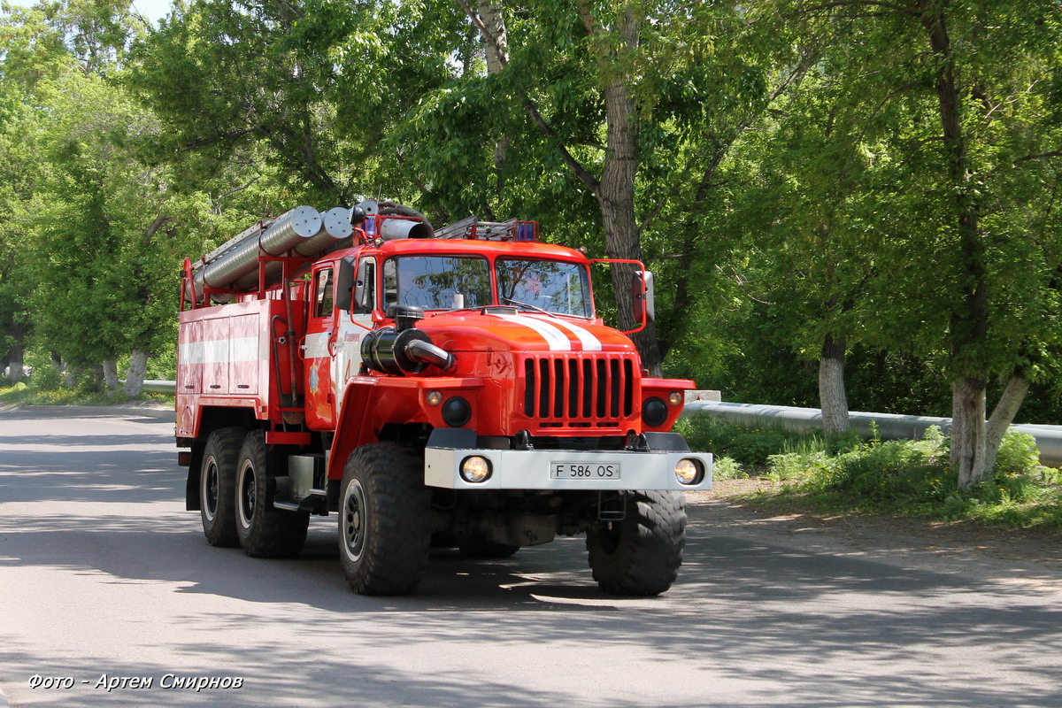 Восточно-Казахстанская область, № F 586 OS — Урал-5557-40