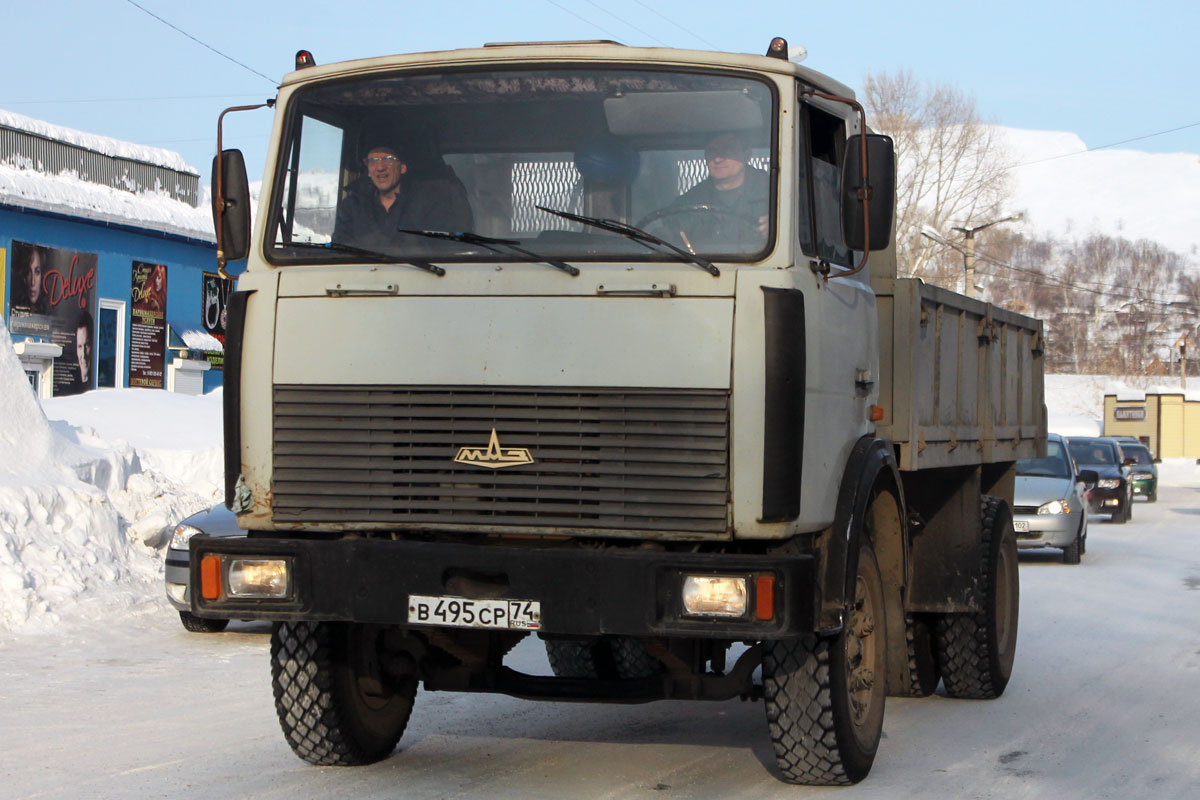 Челябинская область, № В 495 СР 74 — МАЗ-53371