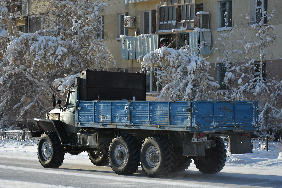 Саха (Якутия), № Х 013 КН 14 — Урал-4320-01