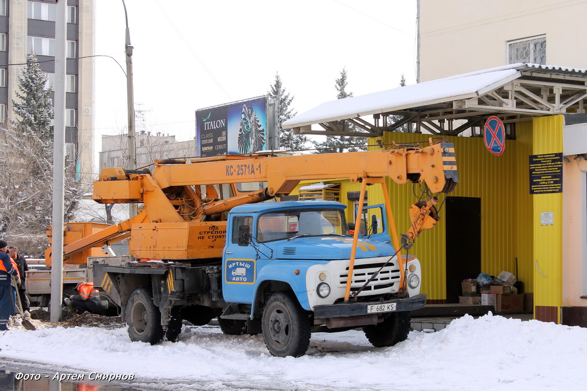 Восточно-Казахстанская область, № F 682 KS — ЗИЛ-431412