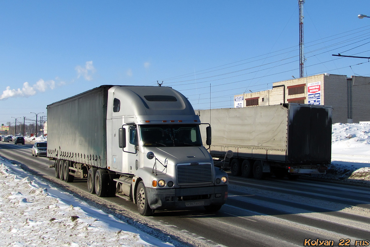 Омская область, № Н 967 АН 55 — Freightliner Century Class