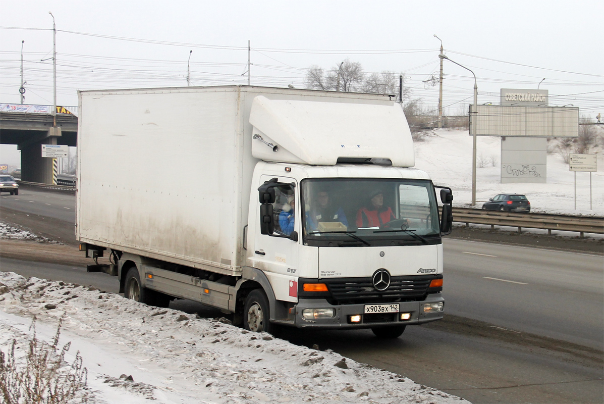 Кемеровская область, № Х 903 ВХ 142 — Mercedes-Benz Atego 817