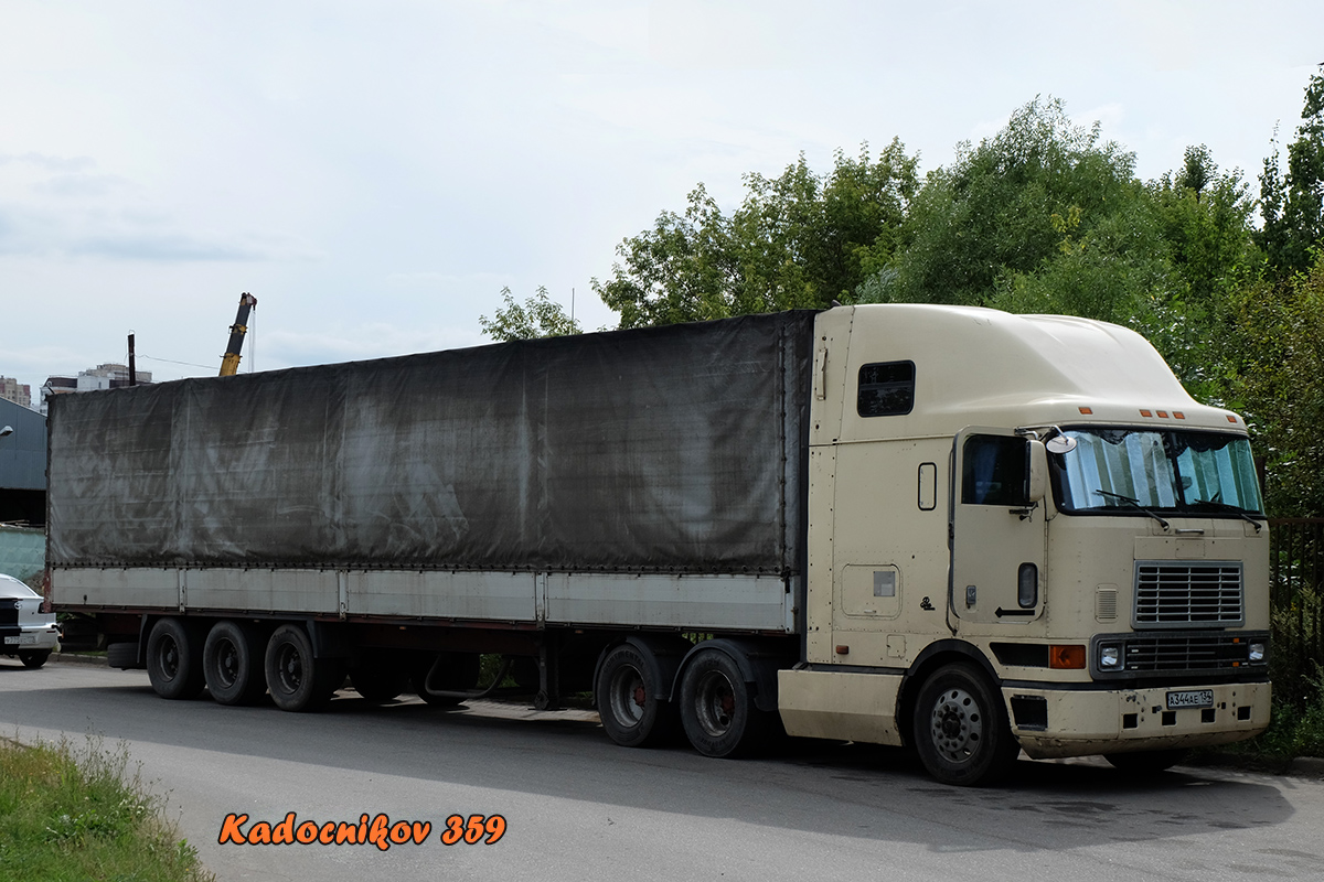 Волгоградская область, № А 344 АЕ 134 — International 9800