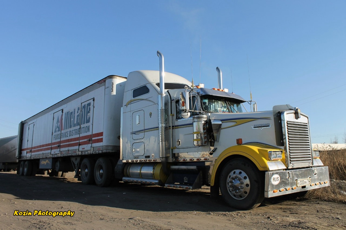 Забайкальский край, № Е 333 ВК 75 — Kenworth W900