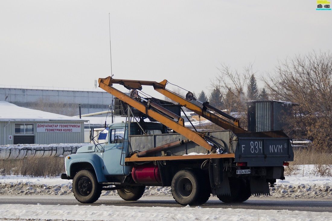 Восточно-Казахстанская область, № F 834 NVM — ЗИЛ-431810