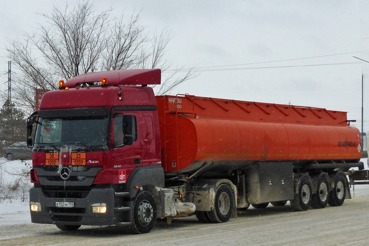 Волгоградская область, № В 152 НК 134 — Mercedes-Benz Axor 1840 [Z9M]