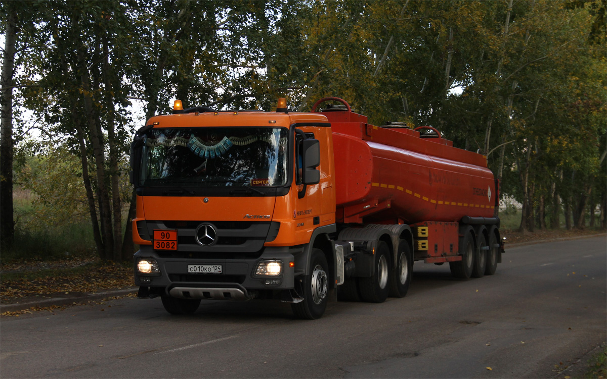 Красноярский край, № С 010 КО 124 — Mercedes-Benz Actros ('2009) 3346