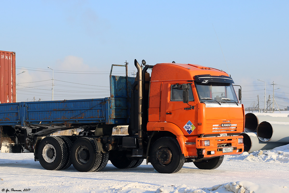 Саха (Якутия), № Т 900 КК 14 — КамАЗ-6460 [646000]