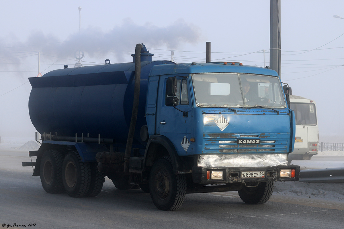 Саха (Якутия), № В 898 ЕУ 14 — КамАЗ-53215 [532150]