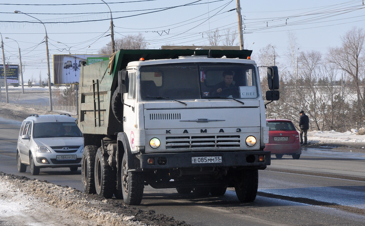 Омская область, № Е 085 ММ 55 — КамАЗ-55111 [551110]