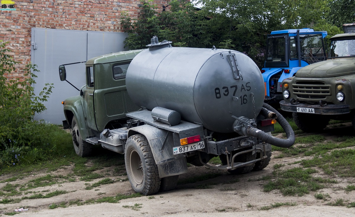 Восточно-Казахстанская область, № 837 AS 16 — ЗИЛ-431410