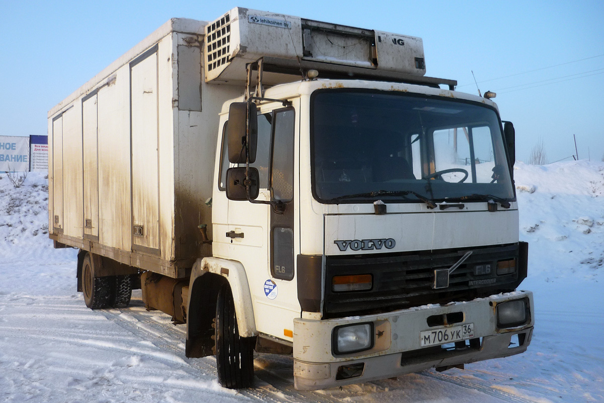 Воронежская область, № М 706 УК 36 — Volvo FL6