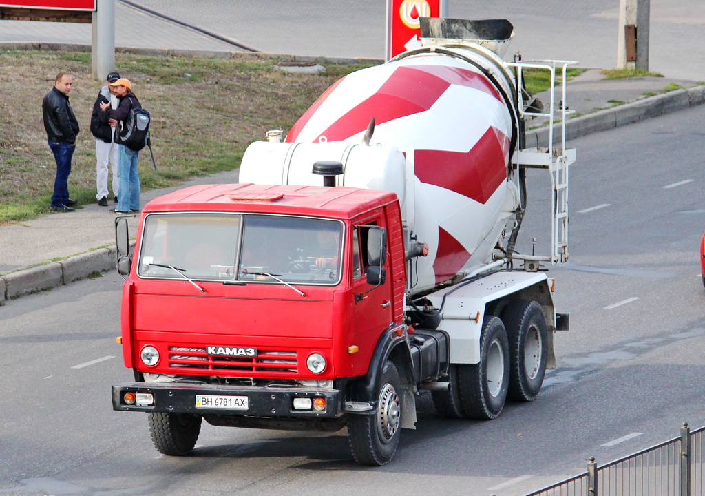 Одесская область, № ВН 6781 АХ — КамАЗ-55111 (общая модель)