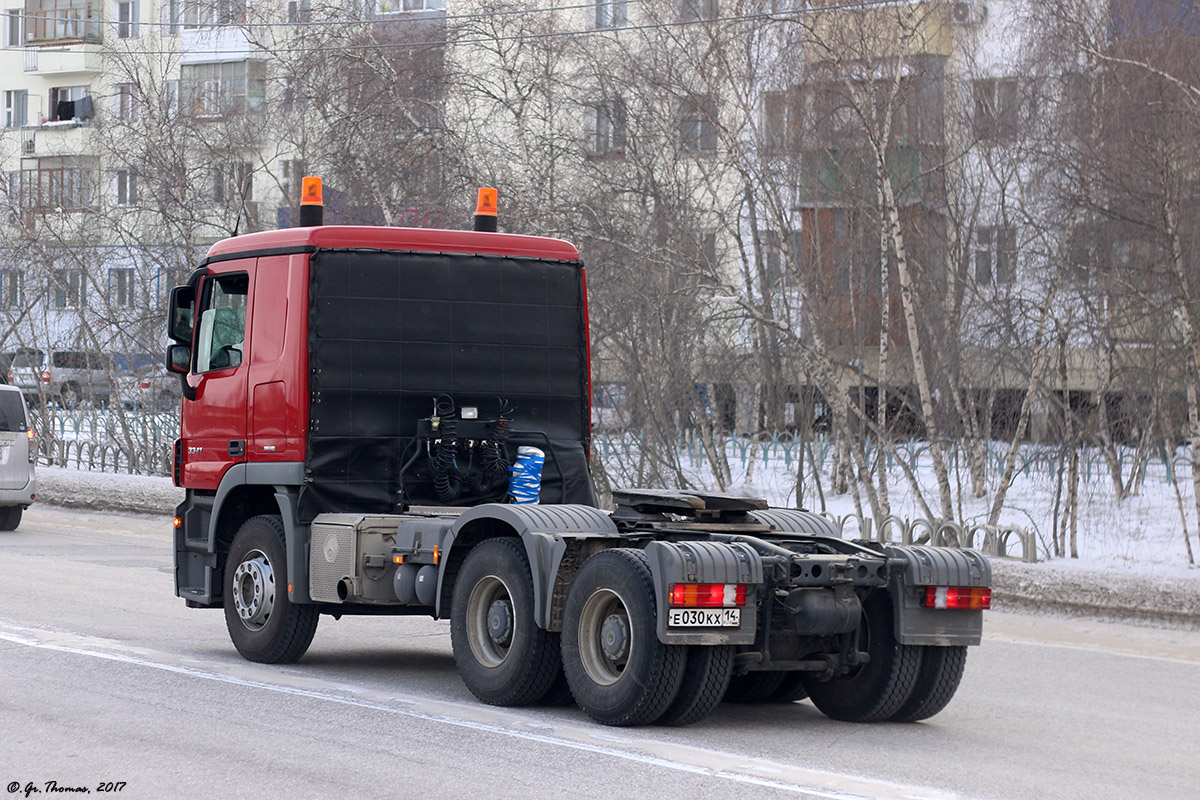 Саха (Якутия), № Е 030 КХ 14 — Mercedes-Benz Actros '09 3341 [Z9M]