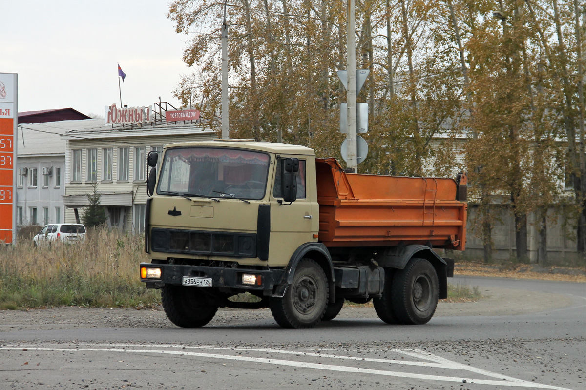 Красноярский край, № А 856 ЕН 124 — МАЗ-555106